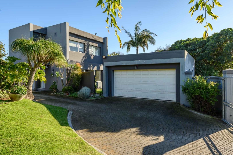 6 Bedroom Property for Sale in Lorraine Eastern Cape